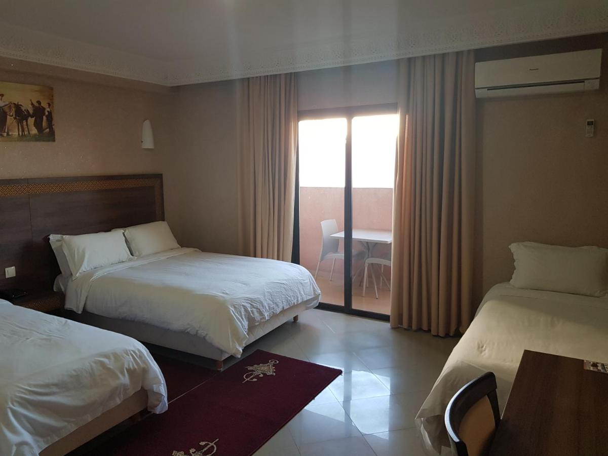 Hotel al Madina Safi Exterior foto