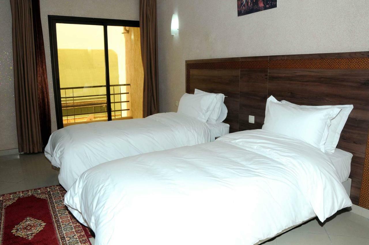 Hotel al Madina Safi Exterior foto